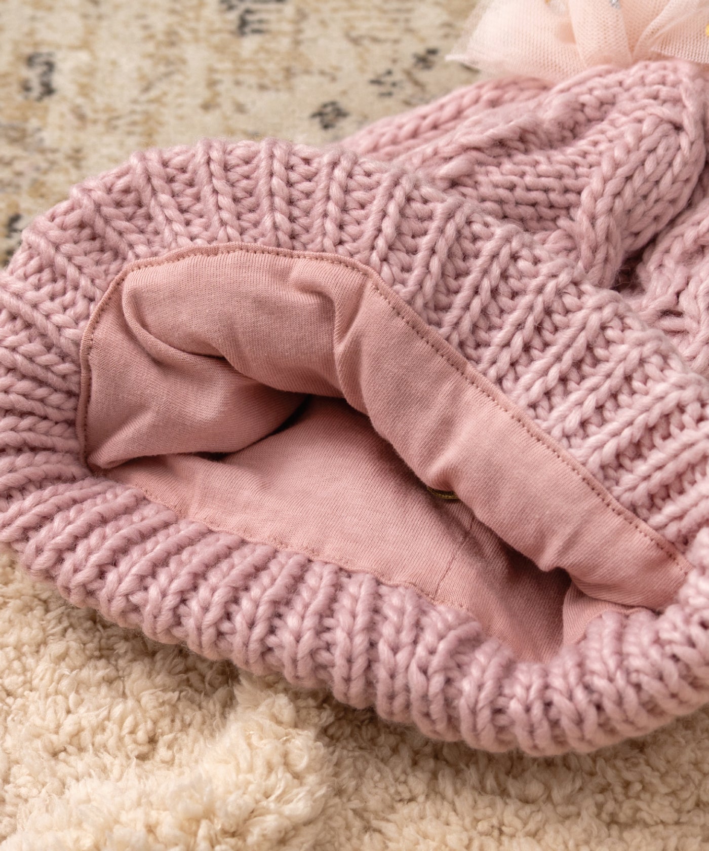 お花とリボンのニット帽